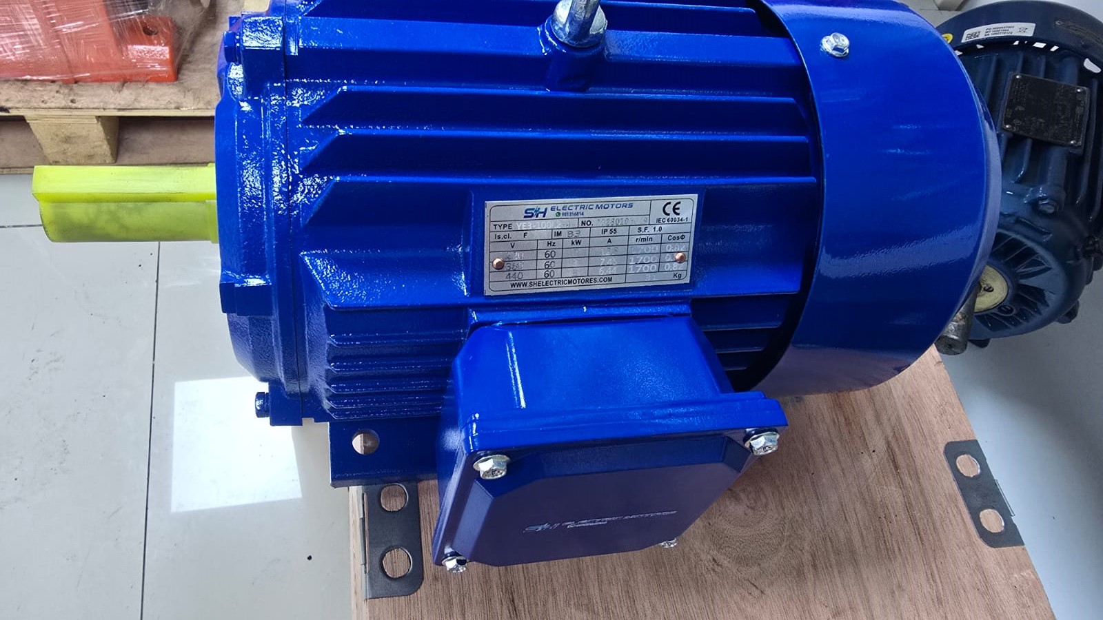 Motor Eléctrico Trifásico Montaje B3 Marca SH Electric